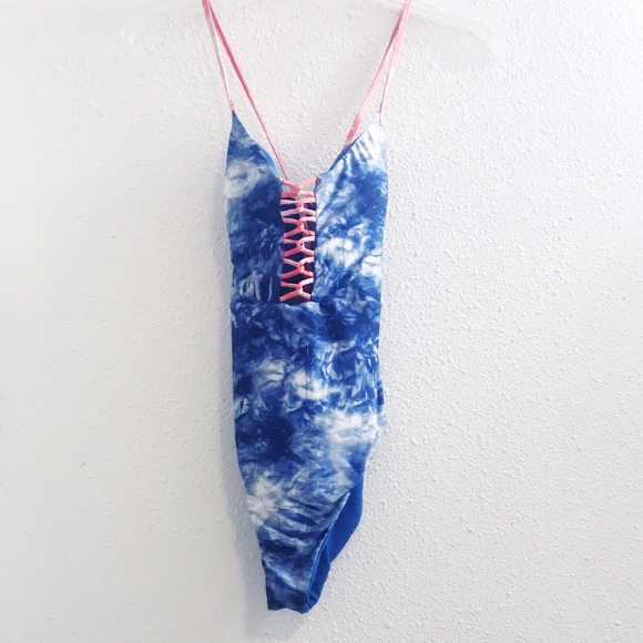 Lucky Brand one-piece crushed waves swimsuit - Picture 4 of 8